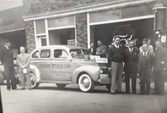 YannRobichon's tweet photo. Happy #FordFriday / #FridayFord!...
#Auto #Automobile #Automobiles #Autos #Car #CarHistory #Cars #CarsHistory #ClassicCar #ClassicCar #Ford #Photo #Photographie #Photography #RetroCar #RetroCars #UsaCar #UsaCars #UsCar #UsCars #VintageCar #VintageCars https://t.co/6MCthXqYp1