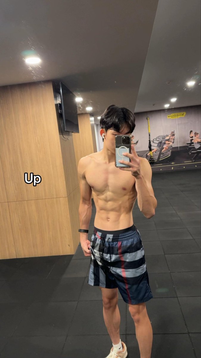 JohnathanL69694's tweet photo. Fckkkkk so sexy https://t.co/hJrF9fjmTs
