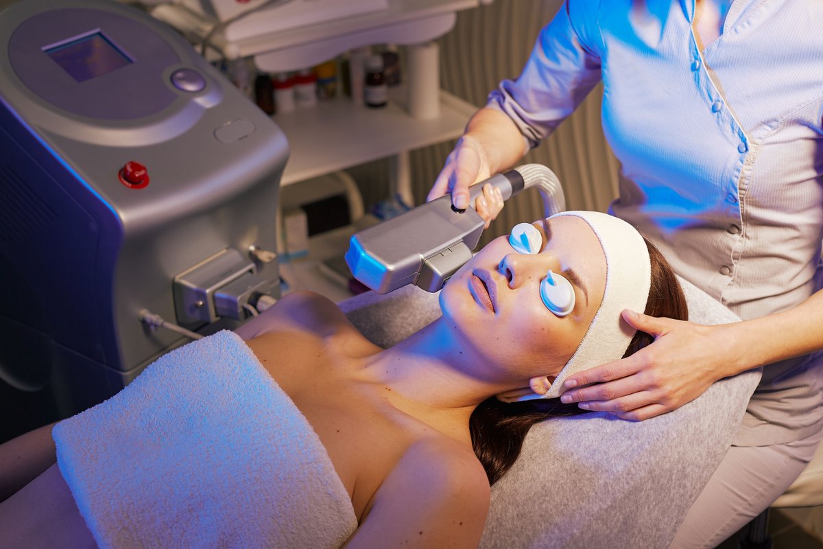 Beautify_me2's tweet image. Laser removal for port wine stains is now super effective! Early treatment can prevent thickening. Achieve radiant skin! ✨ Schedule a consultation to explore options.😊 #LaserTreatment #SkinHealth