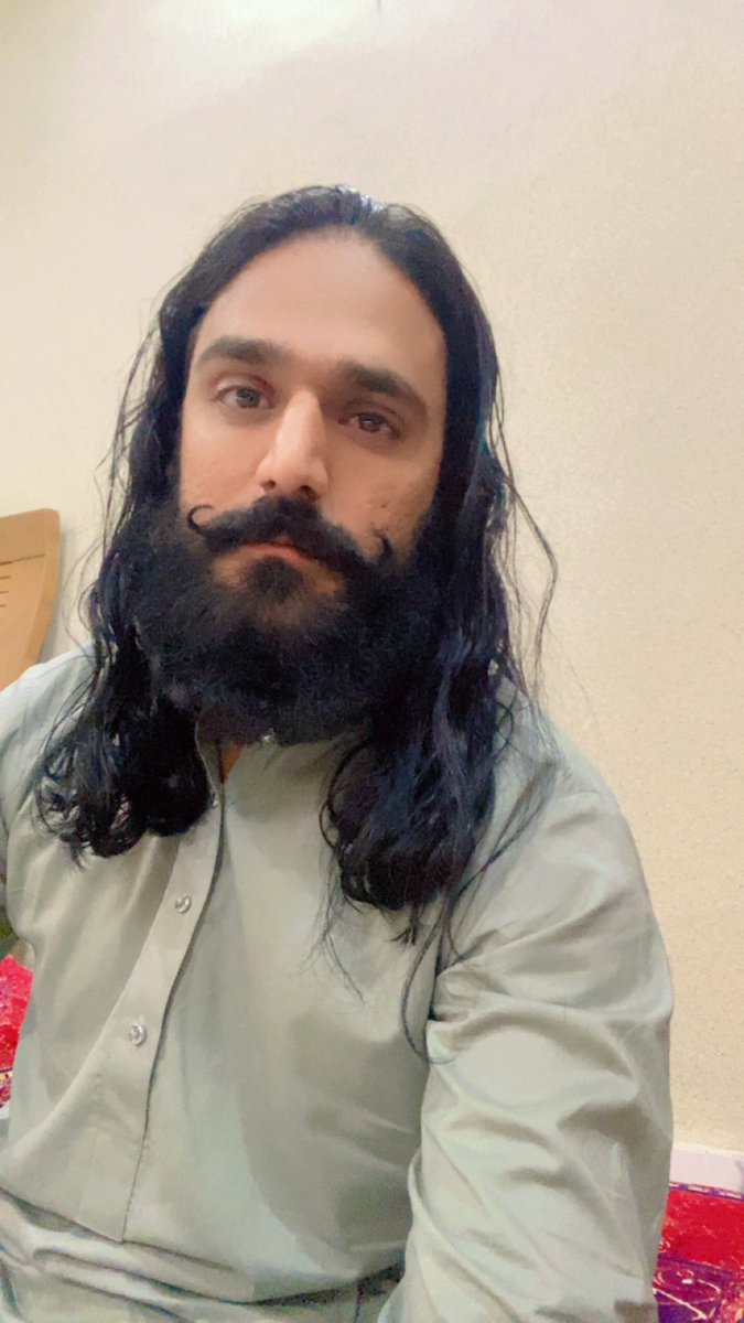 DesertWolfff's tweet photo. ناراضگی ہمیشہ عورتوں پہ جچتی ہے
مرد مسکرا کر محفل چھو دیا کرتے ہیں
🇵🇰 https://t.co/X24hC4I2nV