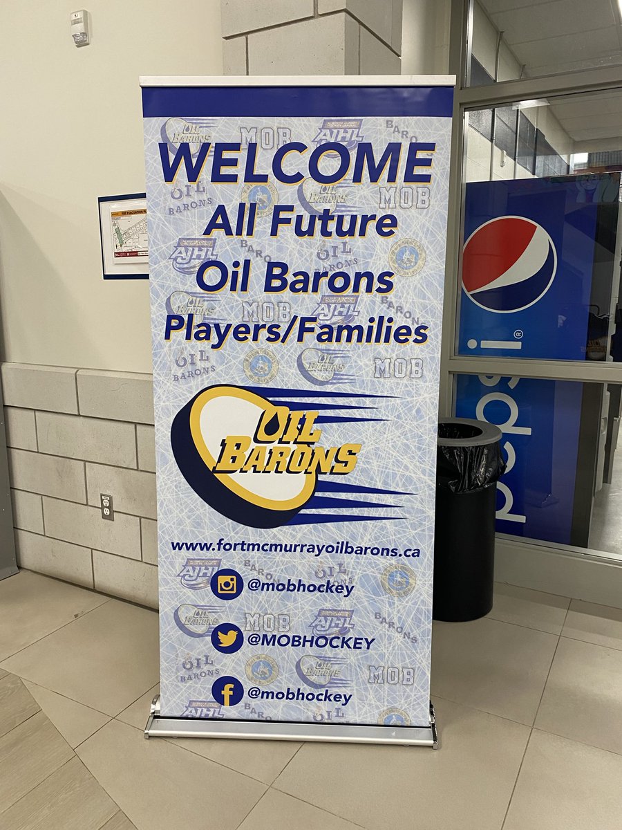 MOBHockey's tweet photo. Arrived in Beaumont ✔️📸 #GoMOBGo https://t.co/J6uf6u1vfM