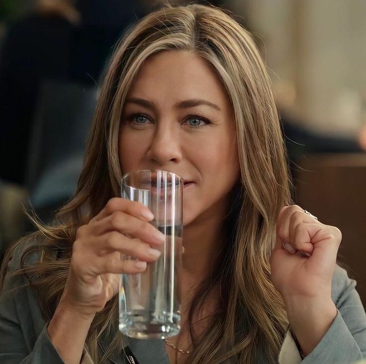 Jennifer Aniston tweet media