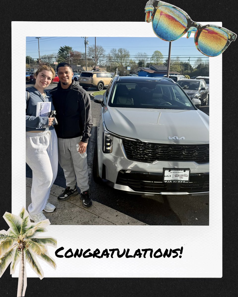 TurnersvilleKia's tweet image. Congratulations! Welcome to the Turnersville Kia family! 
#Kia #TurnersvilleKia #NewCar