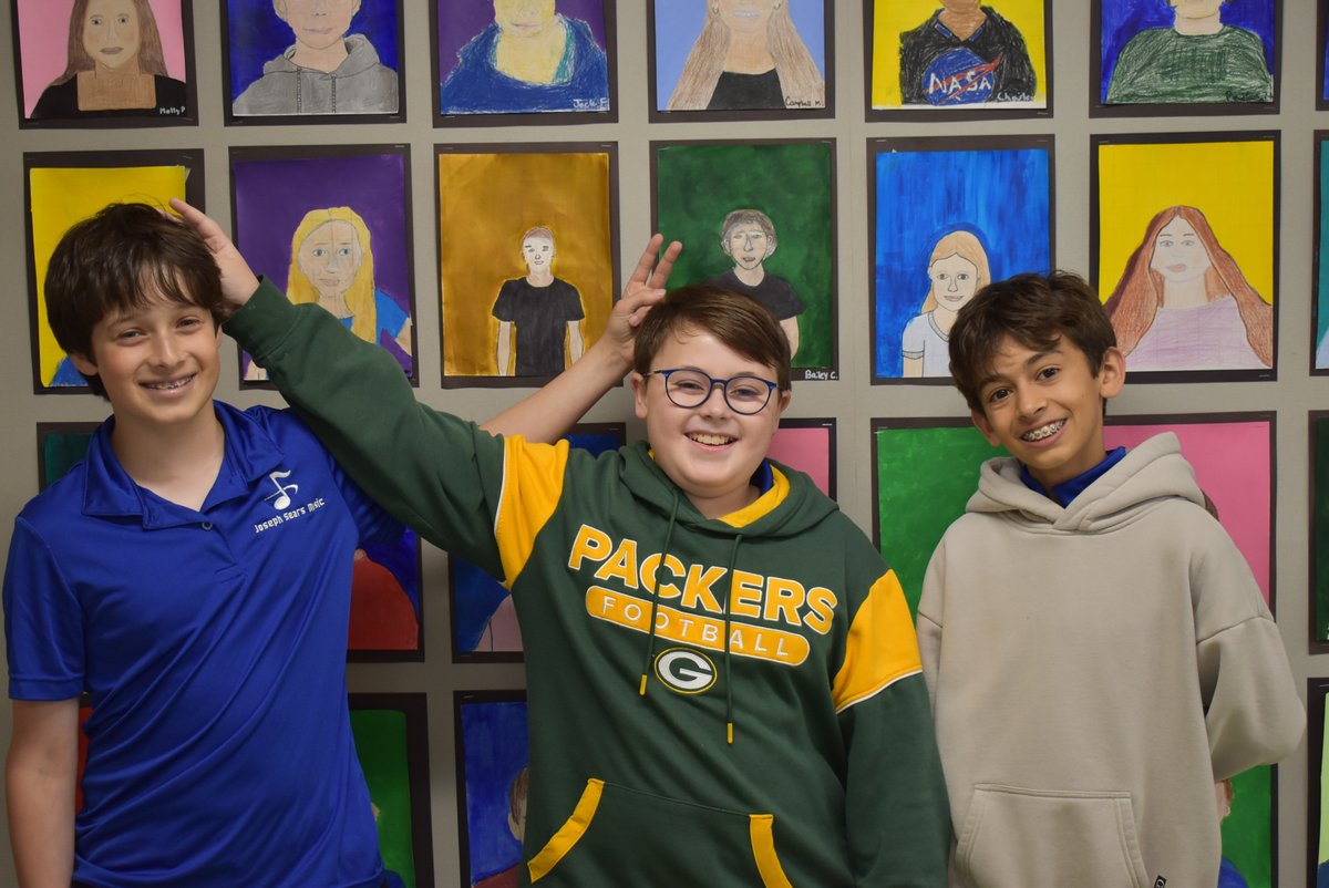 SearsSchool's tweet photo. On April 30, The Joseph Sears School hosted its annual Fine Arts Night. The evening celebrated our students' artistic achievements, from paintings to drawings, to musical ensembles and solo performances. 💙🤍 https://t.co/qvwfatUZlg