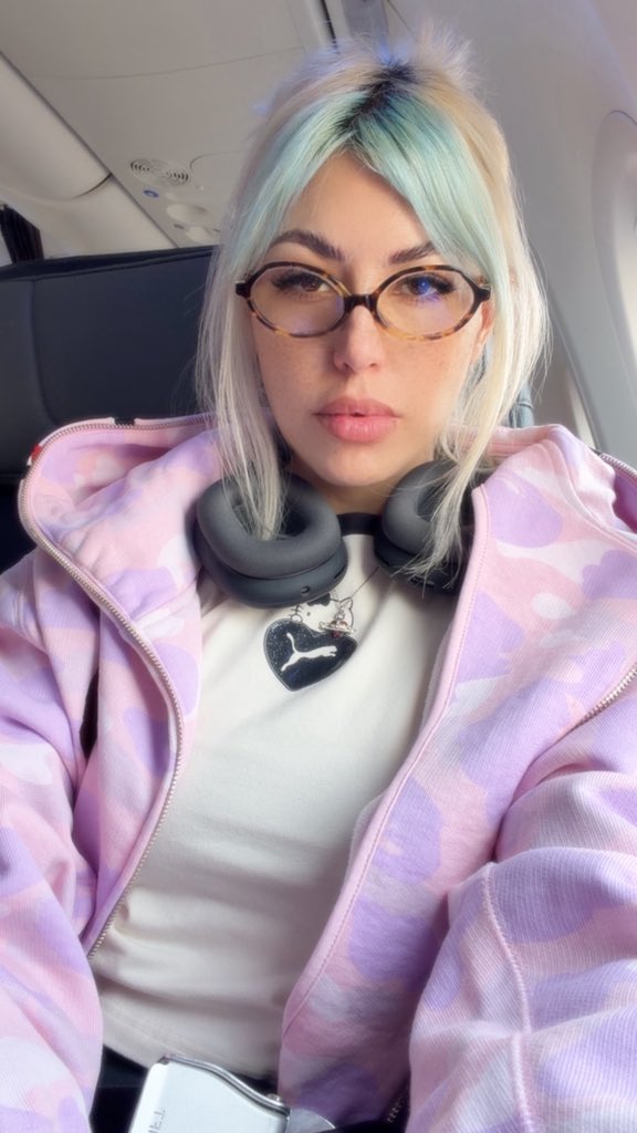 JessicaAudifred's tweet photo. PHILLY 3 hour extended set tonight 🧨 not a lot of tickets left !! https://t.co/wsBSCi6Sa6