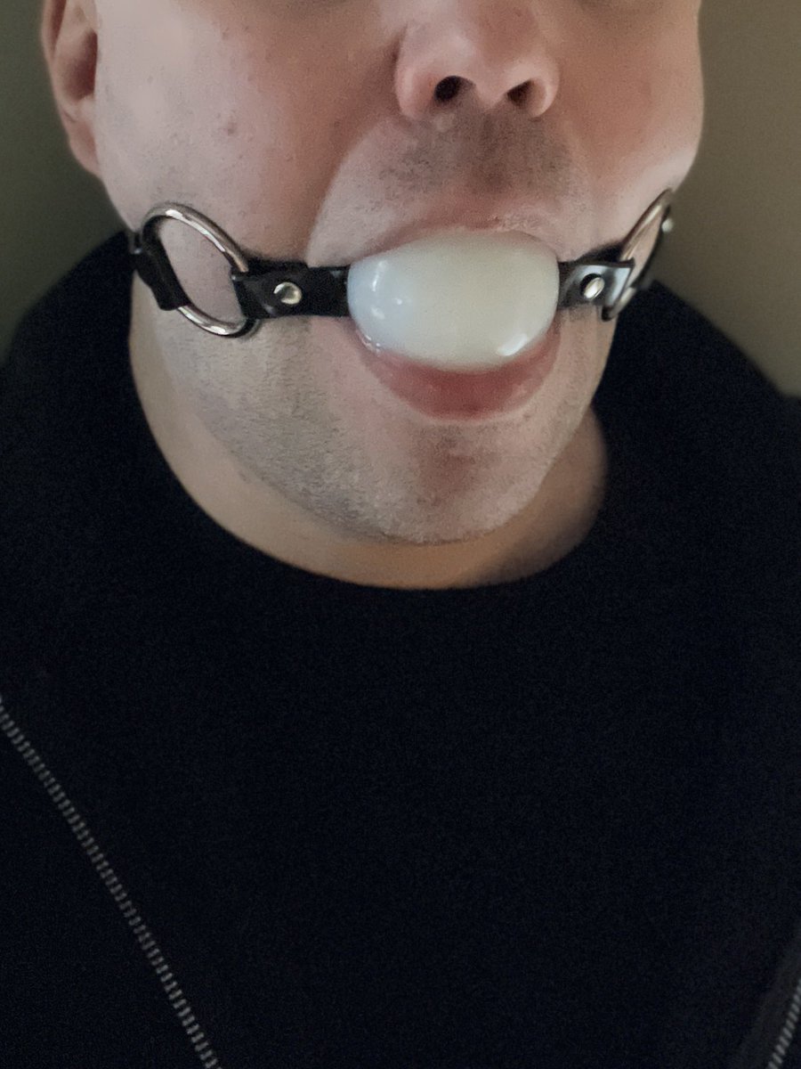 GaggedFun tweet media