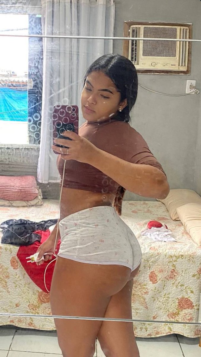 safadinha tweet media