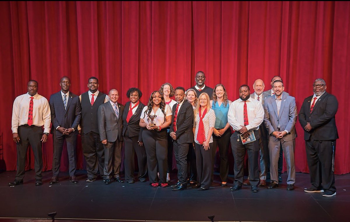 ABurgessEdu's tweet photo. Hot OFF the Press!! This week I was honored to stand with an incredible team as we celebrate @5000RoleBCPS Models of Broward County being named Organization Partner of the Year by @browardschools Community Involvement Awards.

This recognition isn’t about one person—it’s about every Site Director, mentor, school leader, and community partner who shows up for our young men every single day. Because of you, lives are being changed, opportunities are being created, and futures are being built.

We don’t just talk about impact—we live it.
This is what mentorship looks like. This is what commitment looks like. This is what 5000 looks like.

#WeAre5000 #MentorshipMatters #ExposureCreatesOpportunity