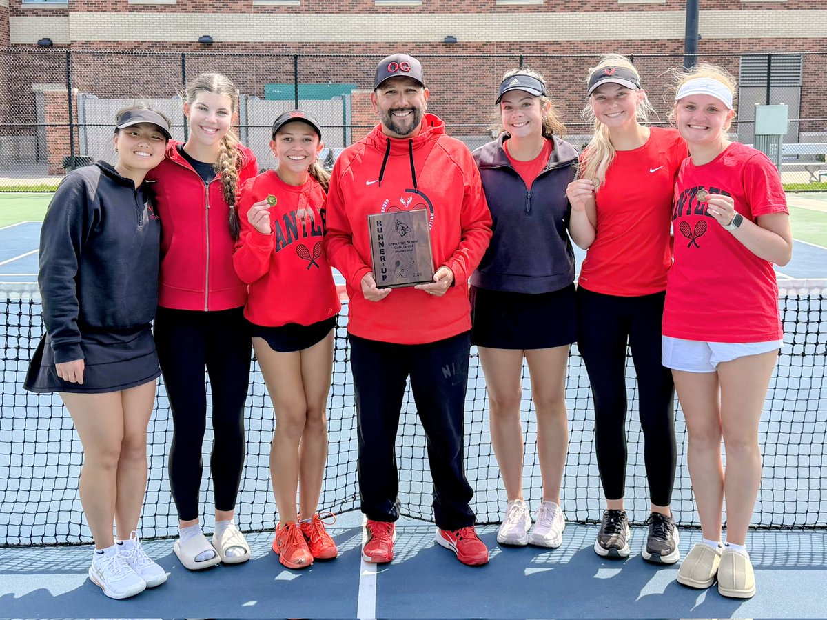 Antler_Tennis's tweet photo. Crete Invite Results!
1S finished 5th
2S finished 4th
1D finished 1st🥇
2D finished 3rd 🥉
Team fibished as Runner Up! 
Great day on the courts! #antlertennis https://t.co/aB3tp2BRjO