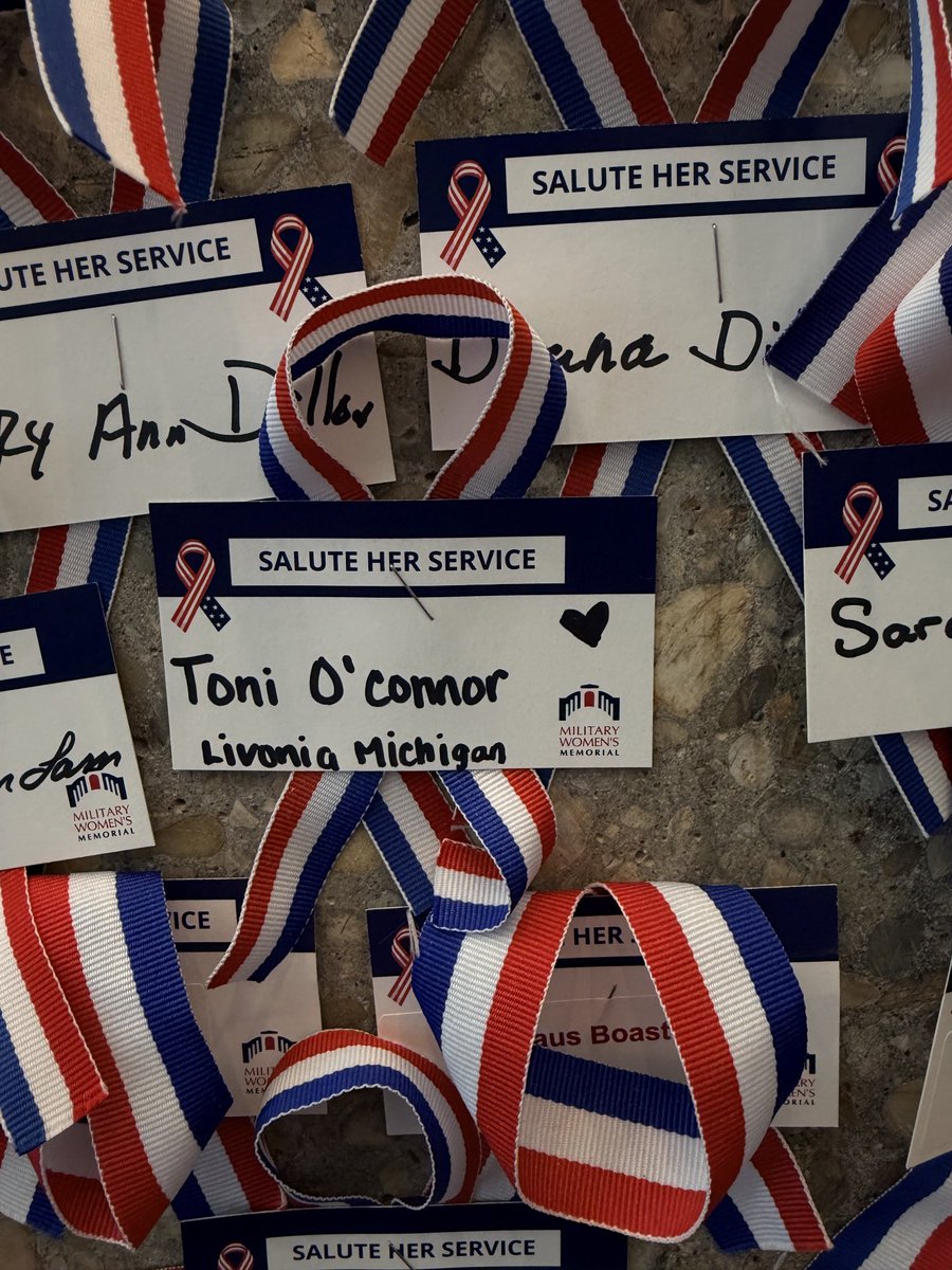 HolmesDCtrip's tweet photo. Women's Military Memorial. Thinking of you Mrs. O'Conner. #bus3 https://t.co/8TkJ0rX2ln