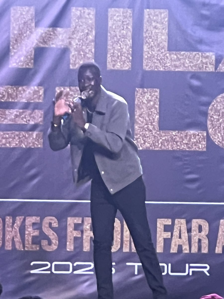 andykristian's tweet image. Congrats @DrHilaryOkello on a sold out show in Kampala. 
You were brilliant, fresh and clean. 
Our @KarisMedical team is having so much fun. #comedy