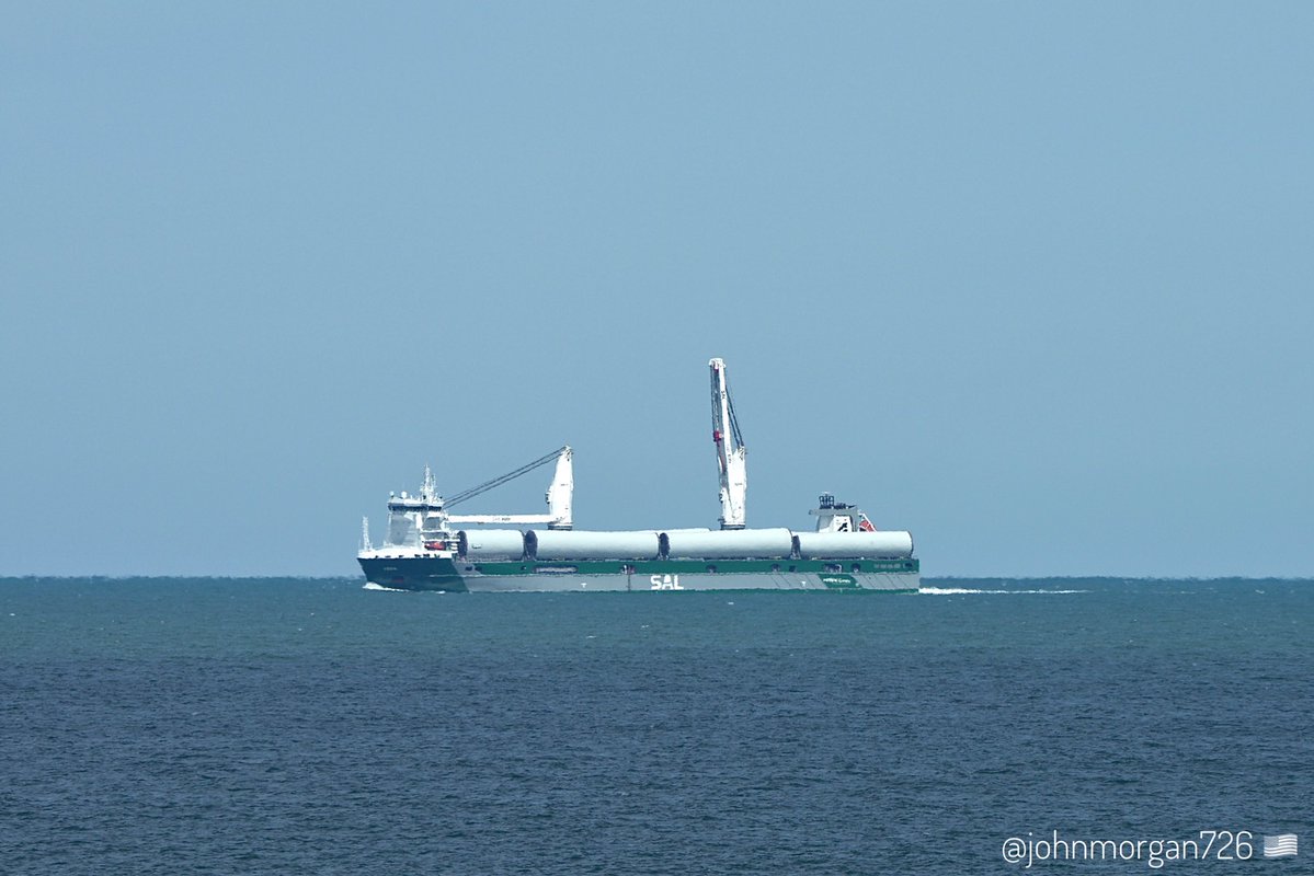 johnmorgan726's tweet image. The #SALHeavyLift #FRIDA, IMO:9978494 en route to Portsmouth (US-PMT) Virginia, flying the flag of Germany 🇩🇪. #ShipsInPics