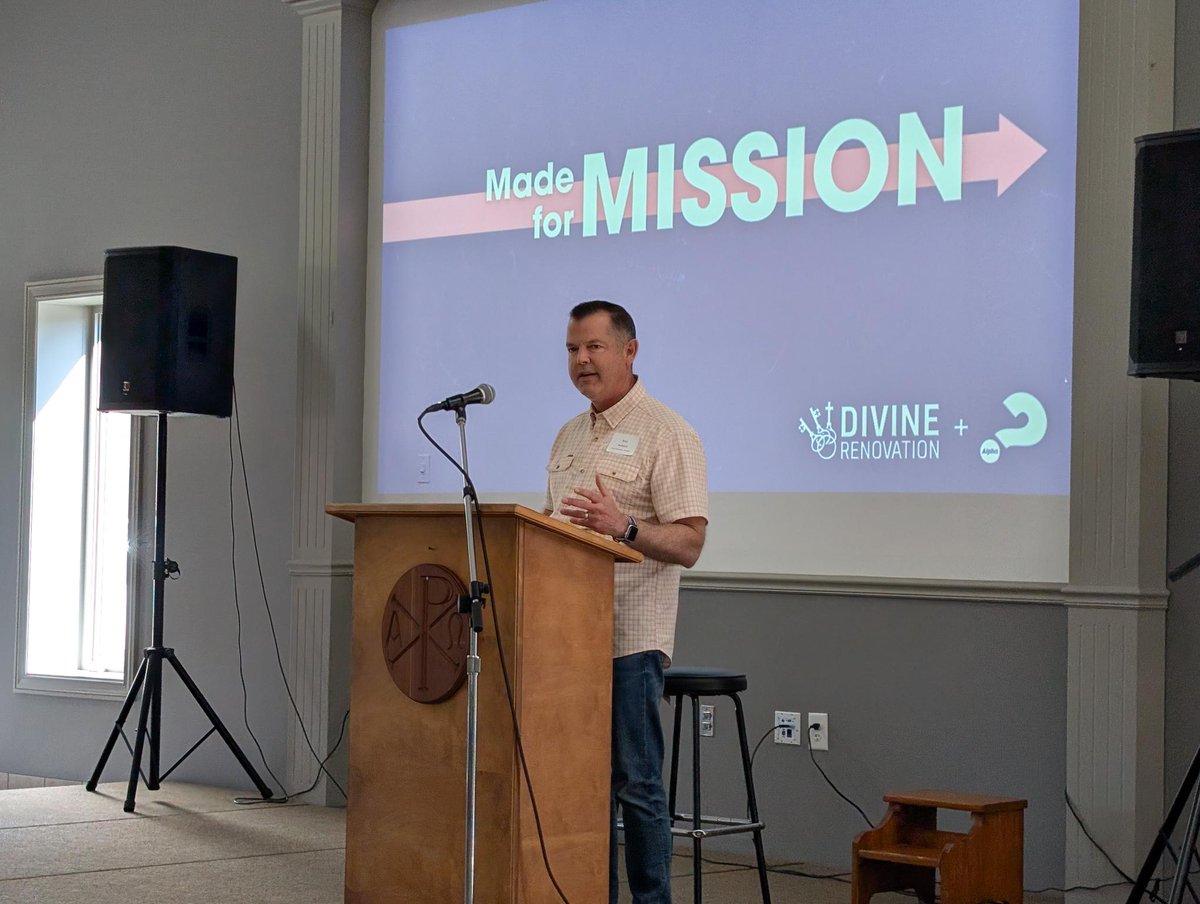 DivReno's tweet photo. What does it look like for a parish to live its missionary identity?

Yesterday, over 100 leaders from the Greater Owensboro area in Kentucky came together to reflect, learn, and share — from Alpha to small groups, leadership teams, and building a culture of evangelization.

Grateful to all who made it possible.