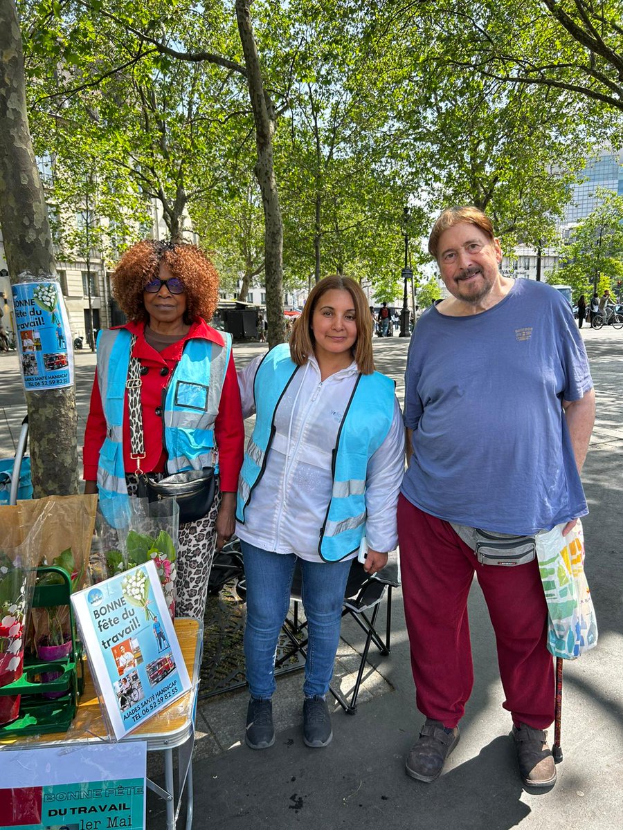 sofiaHabity's tweet photo. @CastetsLucie @FrontPopu2027 @marinetondelier @faureolivier @Francois_Ruffin @Clem_Autain @Benjam1Lucas @lapres_fr @partisocialiste @EELV @debout_fr Bravo @CastetsLucie  notre association nommée AJADES SANTÉ HANDICAP a aussi vendu des muguets et en a distribués gratuitement aux @travailleuses de santé passé nous voir et @handicapés. https://t.co/3pTXRmTOnr