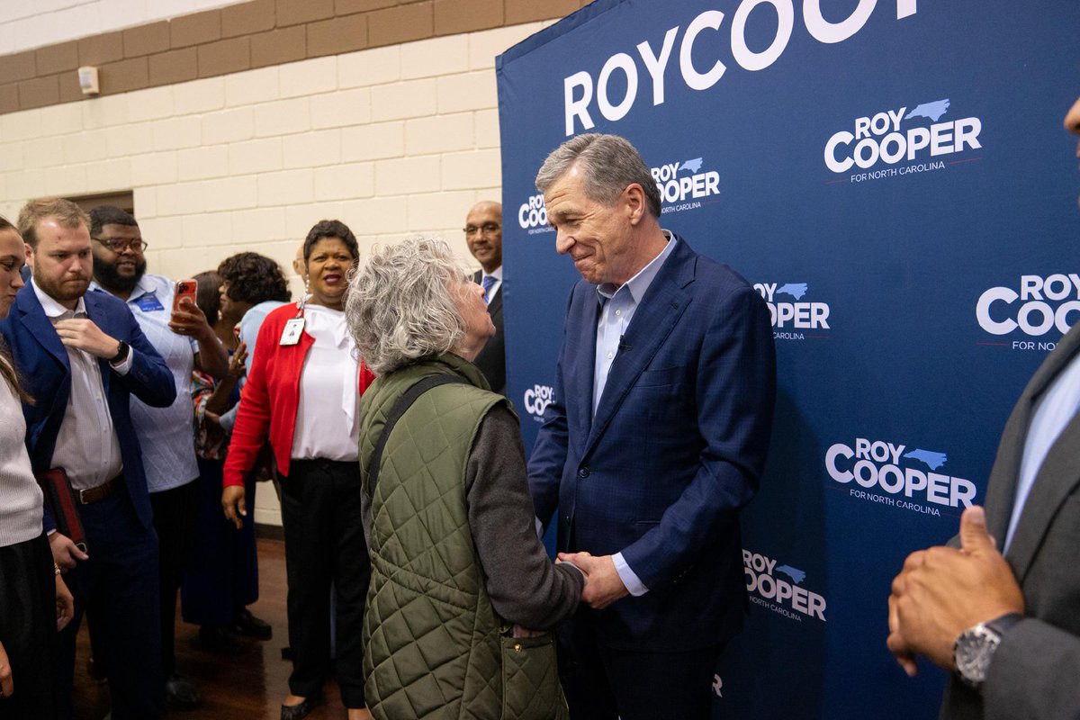 Roy Cooper tweet media