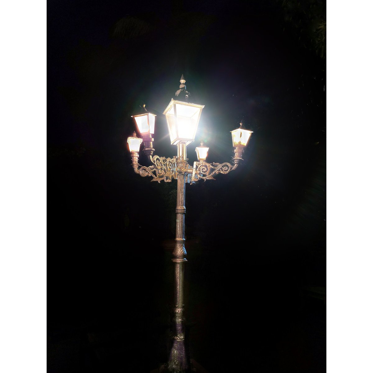 shaswat_doctor's tweet image. #aboutlastnight #goodnight #nightclub #picoftheday #traveller #photooftheday #night #travelphotography #nightout #nightlife #traveler #holiday #instatravel #latenight #travelgram #traveling #intags #abstractexpressionism #travel #night #calm #travel #peace #silence #india #peace