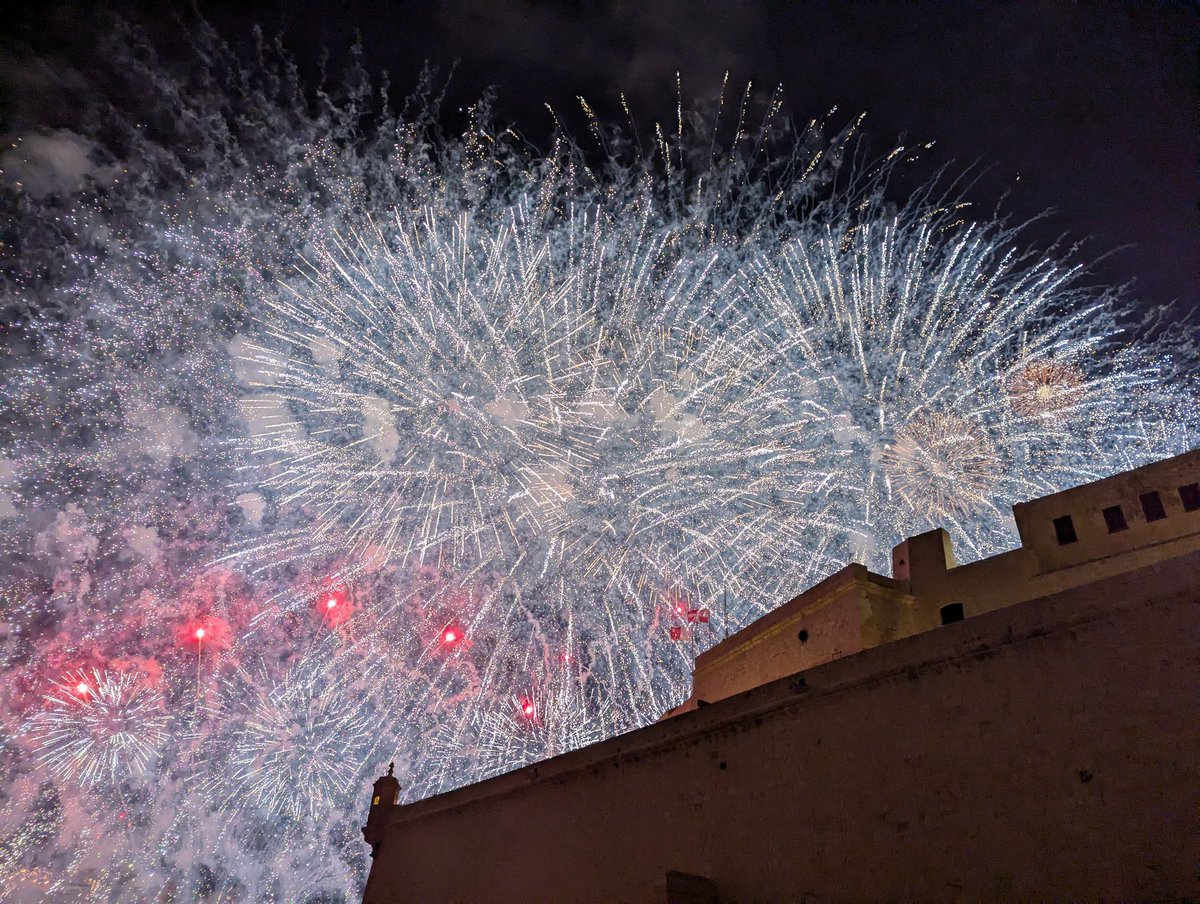 MsFlower76's tweet image. The grand final of the Malta International Fireworks festival was fantastic!
#Malta 🎆🎇❤️