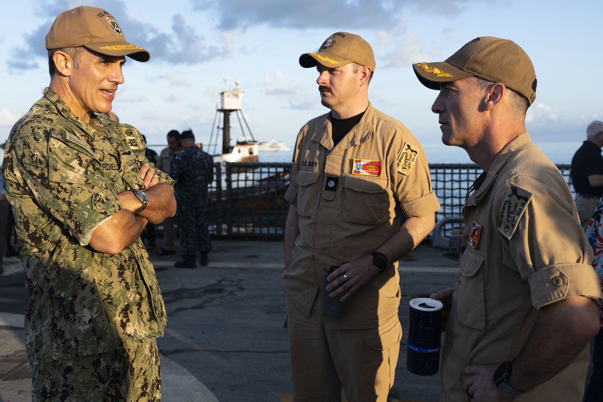 USNAVSO_4THFLT tweet media