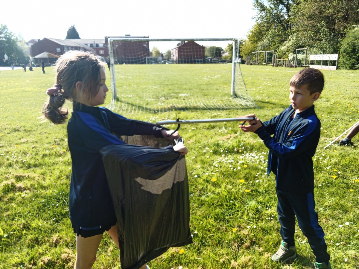 MrsRSGC's tweet photo. Eco club welcomed some new members this week. They all enjoyed learning about what we do and helping to do a litter pick. Our efforts at school are working as we found less litter on the school site this week. @MrGSGC https://t.co/NRO9wCXUJM