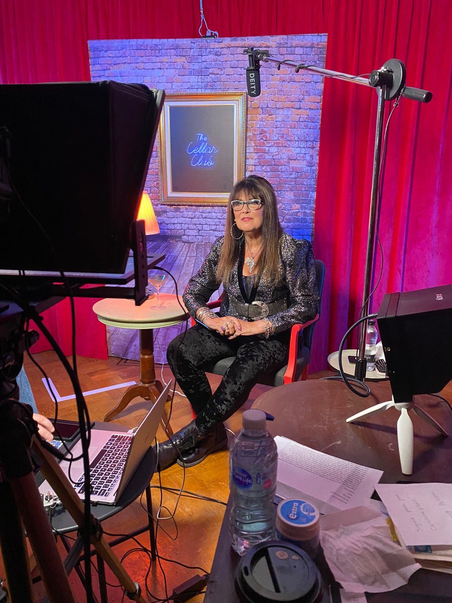 Talking Pictures TV tweet media