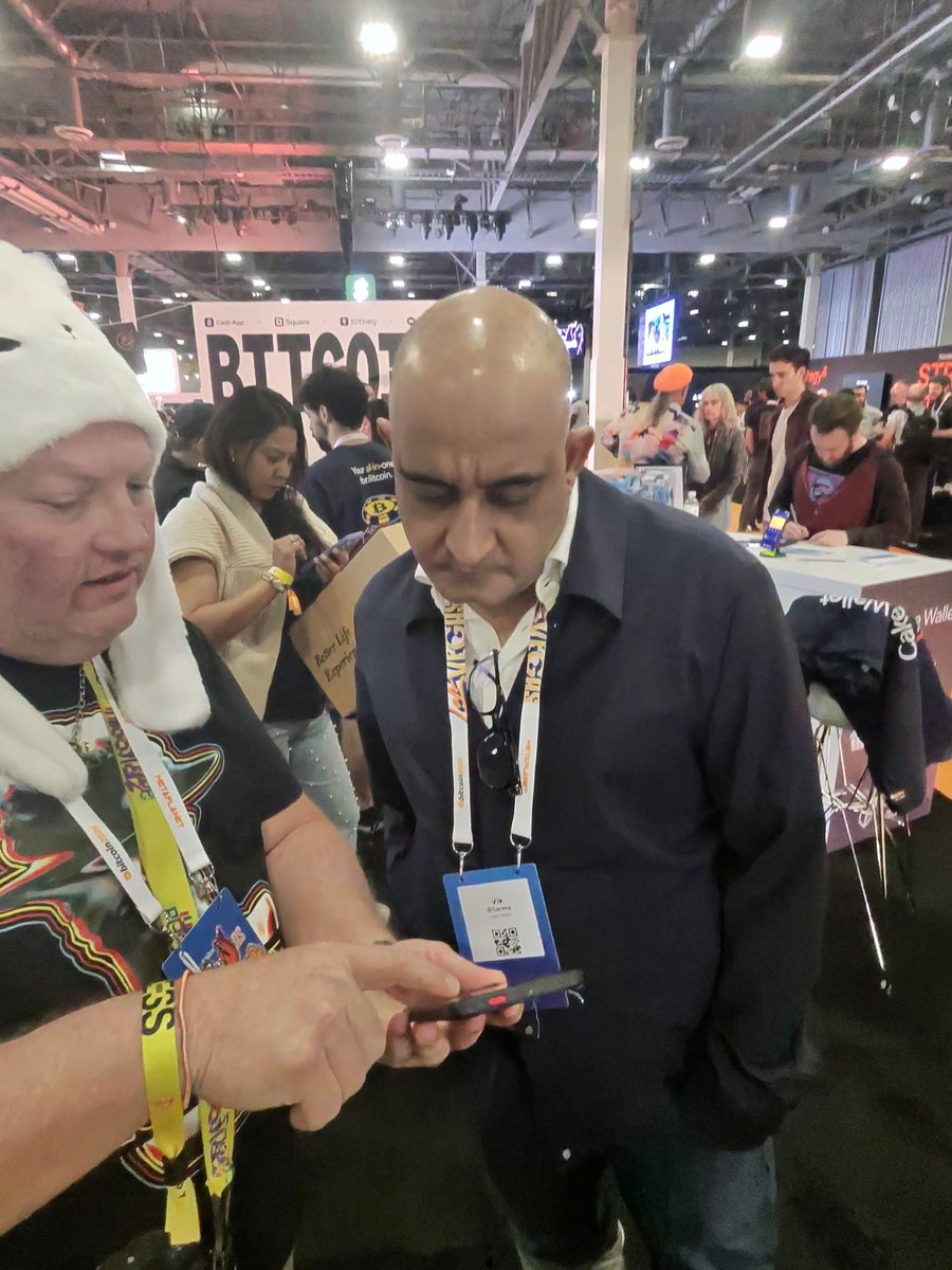 OG ₿rokenn @ Consensus 2026 tweet media