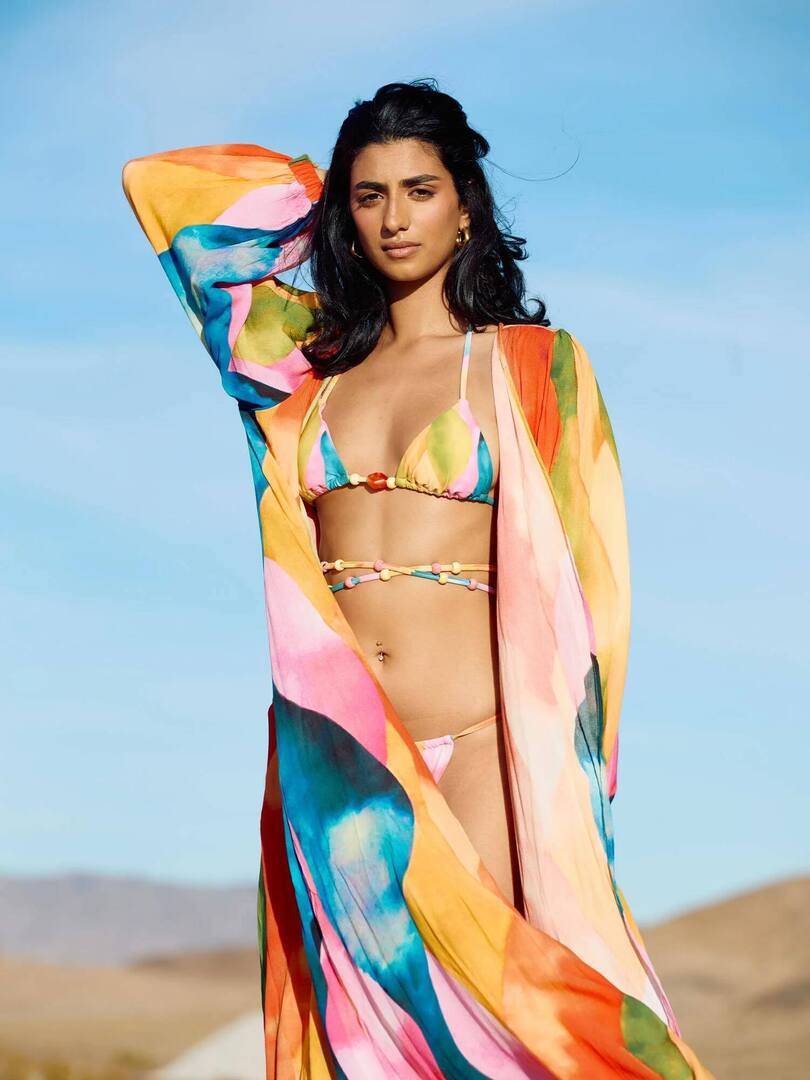 bestswimwear's tweet photo. Buy the @villafresca suit, book the ticket ✈️

New collection just dropped, shop these looks and more all on https://t.co/0spePljWd0 💛

#liveinmybest https://t.co/e8acaLo3YO https://t.co/lPFwtyd3kd