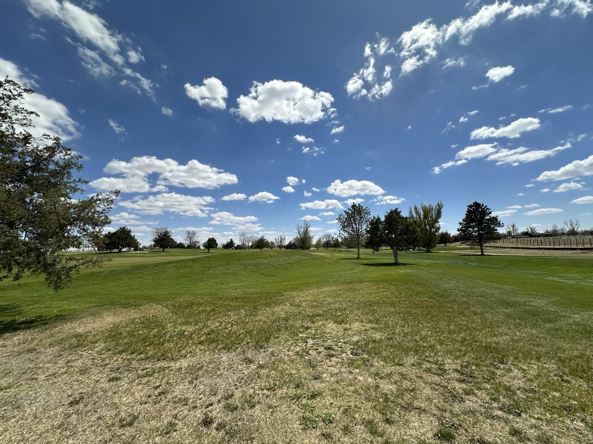 Hello_Newman00's tweet image. My office for today…out on the course for our Lady Beetdiggers Golf Tournament here in #BRUSH!  #LOVEYOURJOB❤️💛#KAIROS #LIAS #VAtoCO