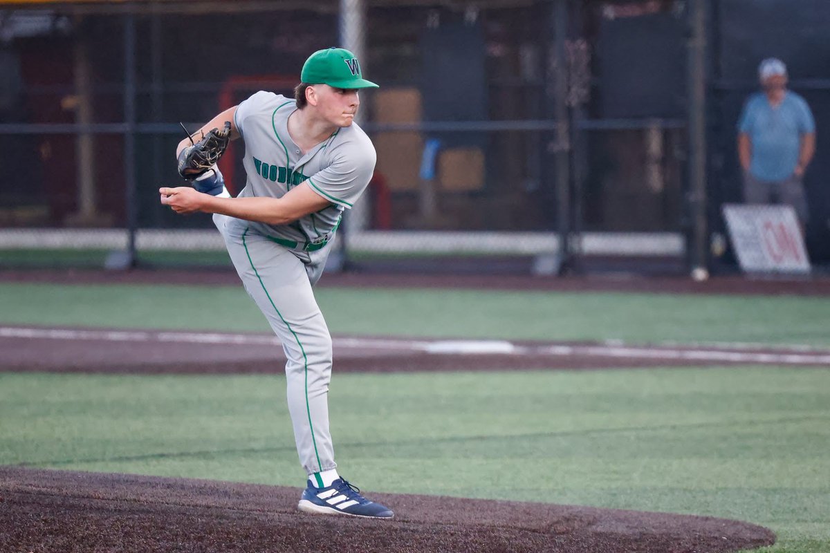 CarterKrekow42's tweet photo. Last night, 6 shutout innings, 4 hits, 7Ks, 0BBs, 72.2% strikes vs Issaquah in a 1-0 KingCo 4A playoff Win. 

Current Season Stats:
8 starts, 39.1 innings, 173 BF, 4 ER, 0.71 ERA, 56Ks/17bb, K-BB%: 22.5%

Dave Anable photos @dpa.images https://t.co/ZcCeRG6PpG