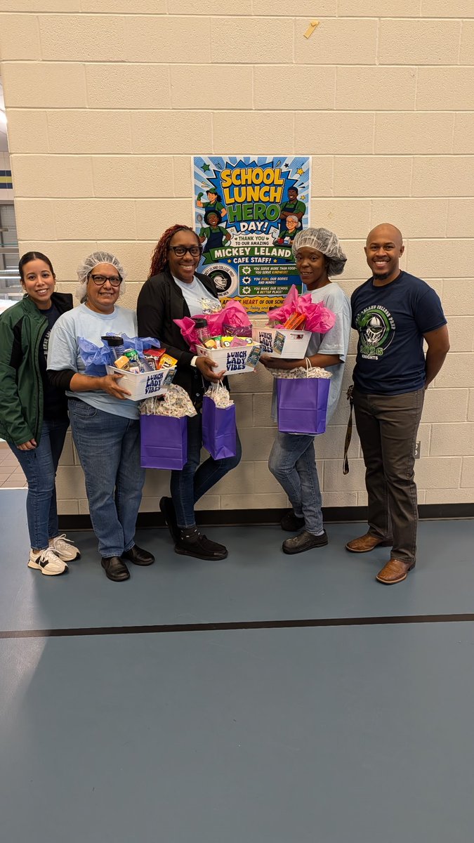 MLelandPrep's tweet photo. Celebrating our Café Team this #SchoolLunchHeroDay! 🍽️💙
Shoutout to Ms. Tasha, Ms. Blanca &amp; Ms. Corterra for showing up with care and heart every day to keep our students &amp; staff fed and supported. We appreciate you always! https://t.co/dux0nXB9xu
