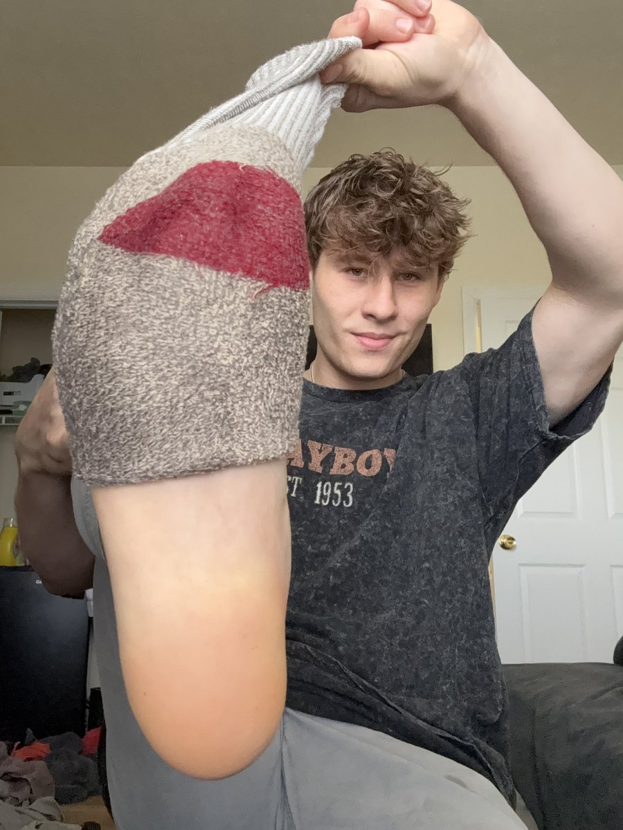 0MasterJoe0's tweet image. You Know What Day It Is Right?
#FTF #feet