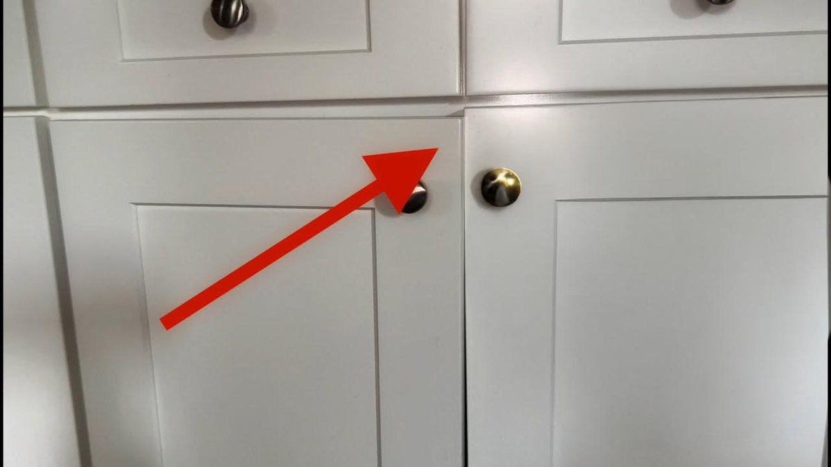 EvolvesStudio's tweet image. Beautiful design = functional design

Ignore hinge placement.
and everything goes wrong ❌

Tip 🔥
Plan hinge positions early

#FurnitureDesign #CabinetMaking #InteriorDesign