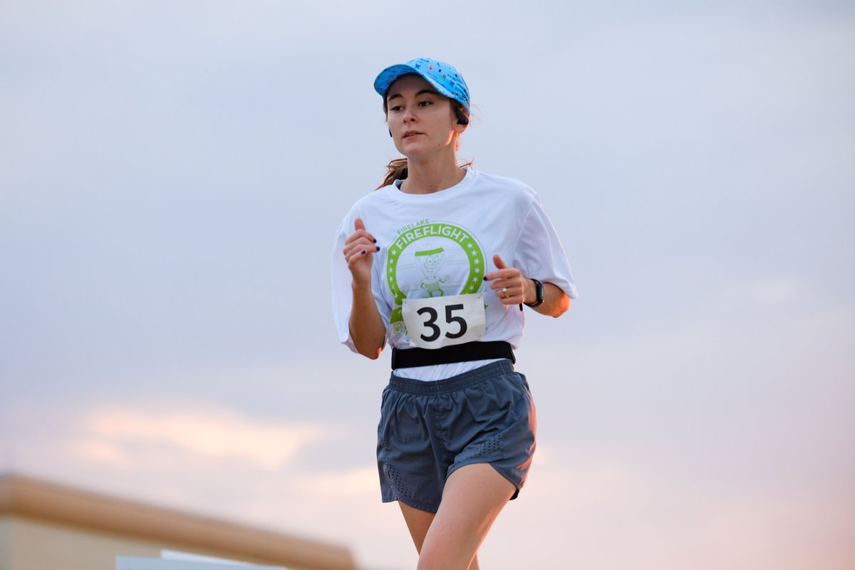 FireLakeBalloon's tweet photo. Whatever your age, whatever your pace, the Fireflight 5K fun run &amp; walk is for everyone! The 5K kicks off the second day of the Fireflight Balloon Festival at 6:30 a.m. on Saturday, August 8. Learn more and register at https://t.co/9nlGbfDJ2p! https://t.co/qTttEZ9j1M