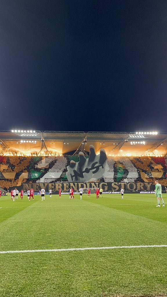 Legia Varsovie France 🇫🇷 tweet media