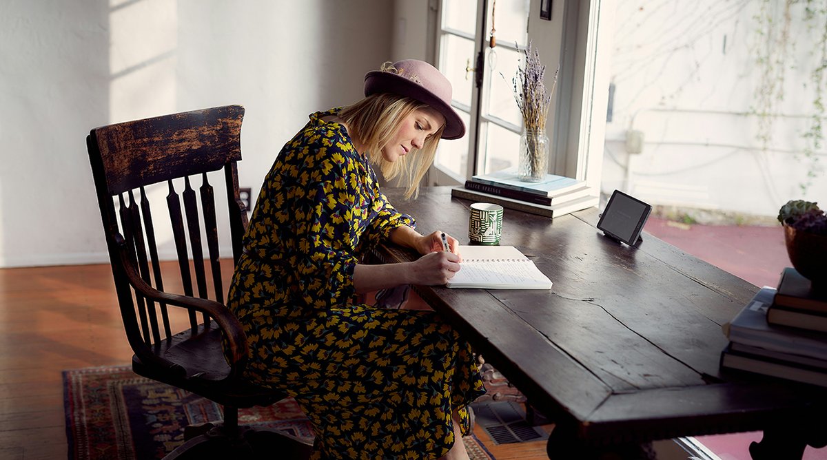 KirkusWC's tweet image. How to Build a Writing Career from Anywhere

ow.ly/5pCx50YTwAv

@kirkusreviews

#WritingCareer #WriterLife #WritingAdvice #WritersOfInstagram #WritersCenter