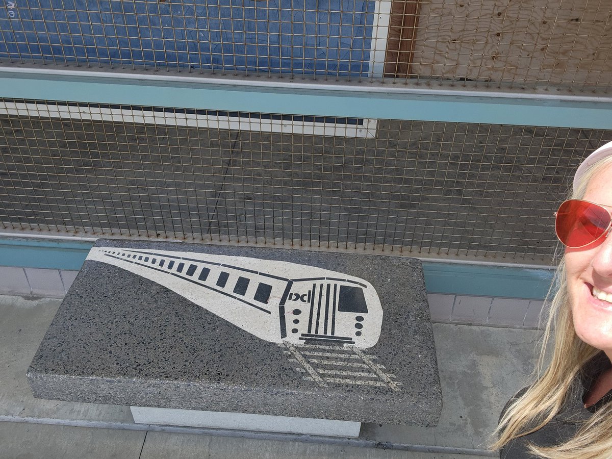 circularsolar1's tweet image. #ThrowBackThursday
CEO Cherise of CircularSolar.net  checks out the marble Terrazzo benches she was an assisting artist for over 20 years ago, installed as #Rail infrastructure for @SFBART @Caltrain.

Today, cooling Circular Solar 
Nanorocks for ballast and our thermal