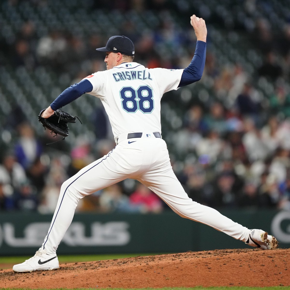Mariners PR tweet media