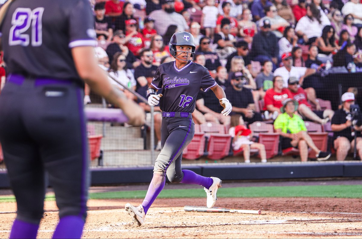 D1Softball tweet media