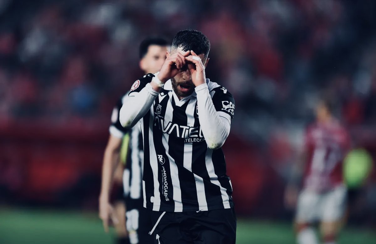 DON YANIS RAHMANI UNA VEZ MÁS 

QUE BIEN TIRADO