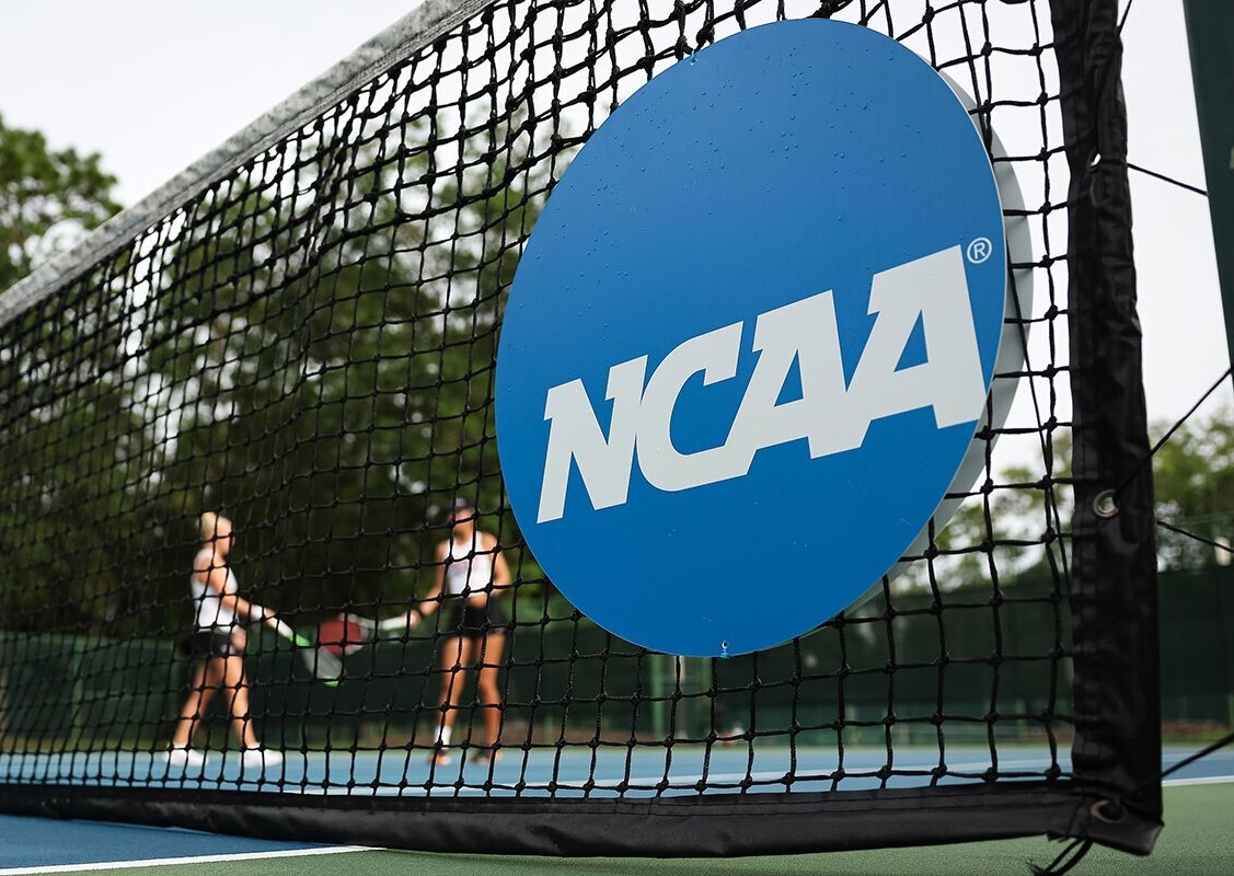 SportsInteriors's tweet image. 🎾 It’s Championship Time.

The 2026 DI Tournament starts this weekend.

Top teams. High stakes. One goal: 🏆

Good luck to all — especially our partners. Proud to support the courts they compete on.

Shoutout to @ITA_Tennis for elevating indoor play.

#NCAA #ITA #collegetennis