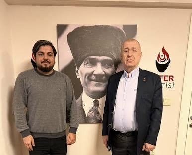 Cemal Enginyurt ayağa kalk büyüğün geldi