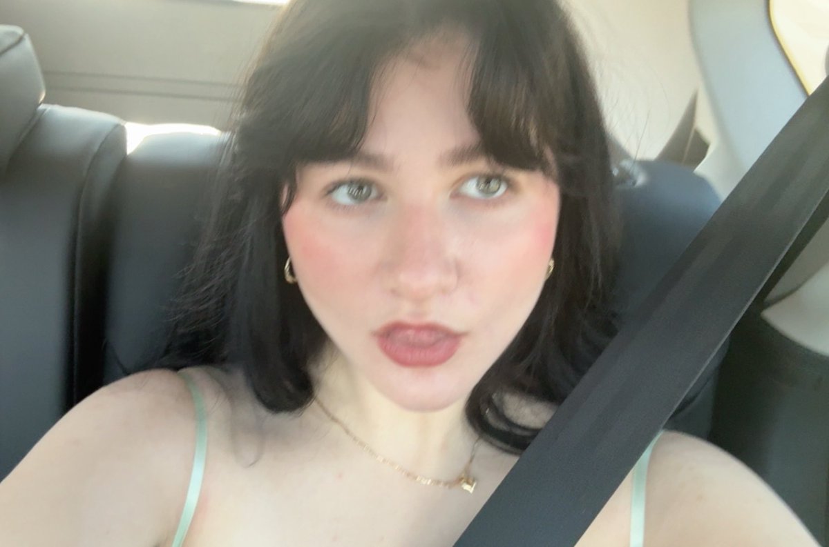 rena tweet media