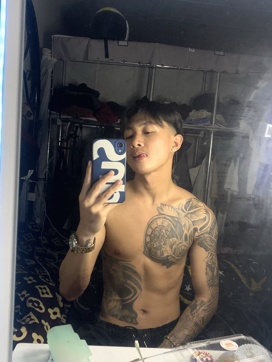 FelixRuss57551's tweet photo. Available now📩📩📩 https://t.co/hmnNlw96dB