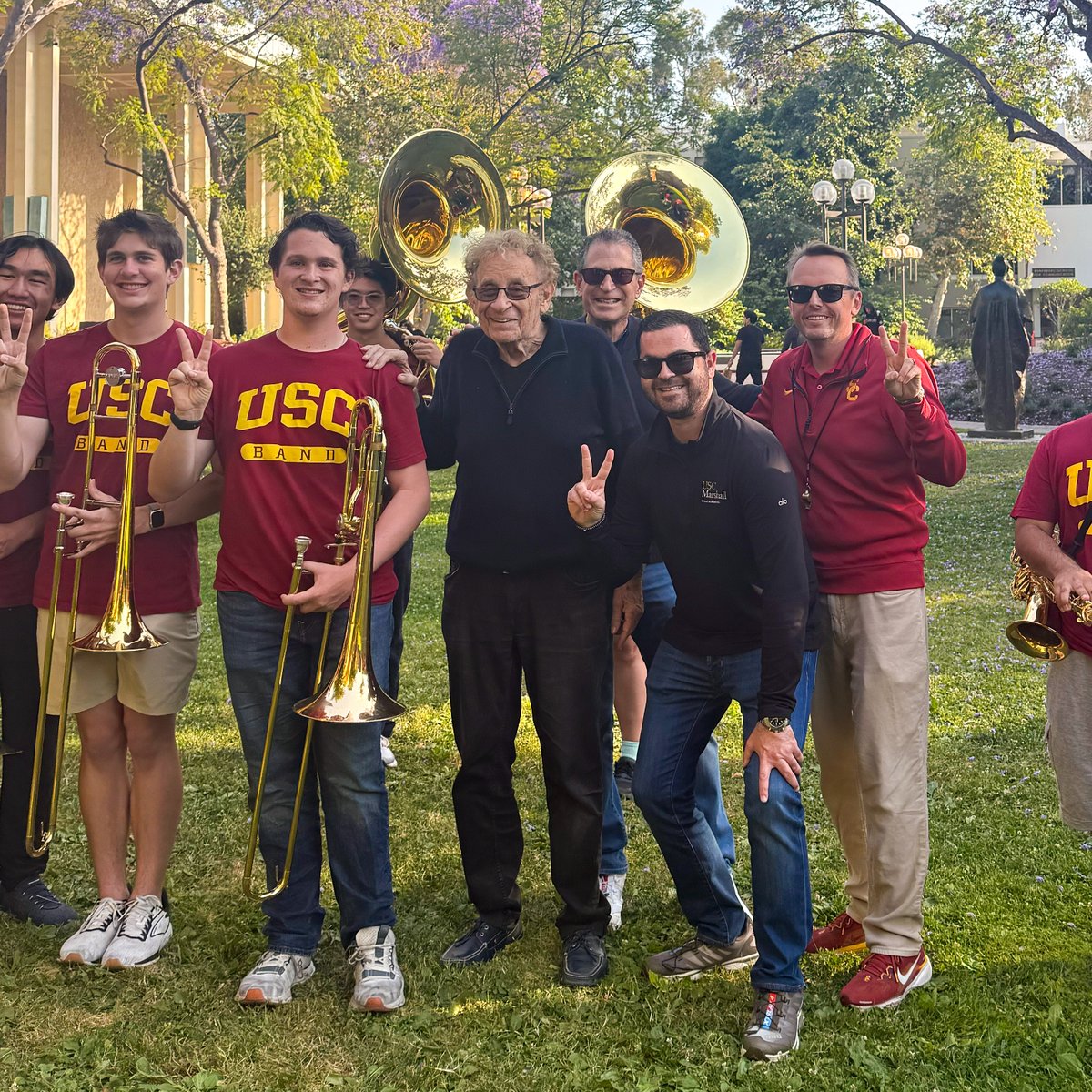 USC Trojan Marching Band tweet media