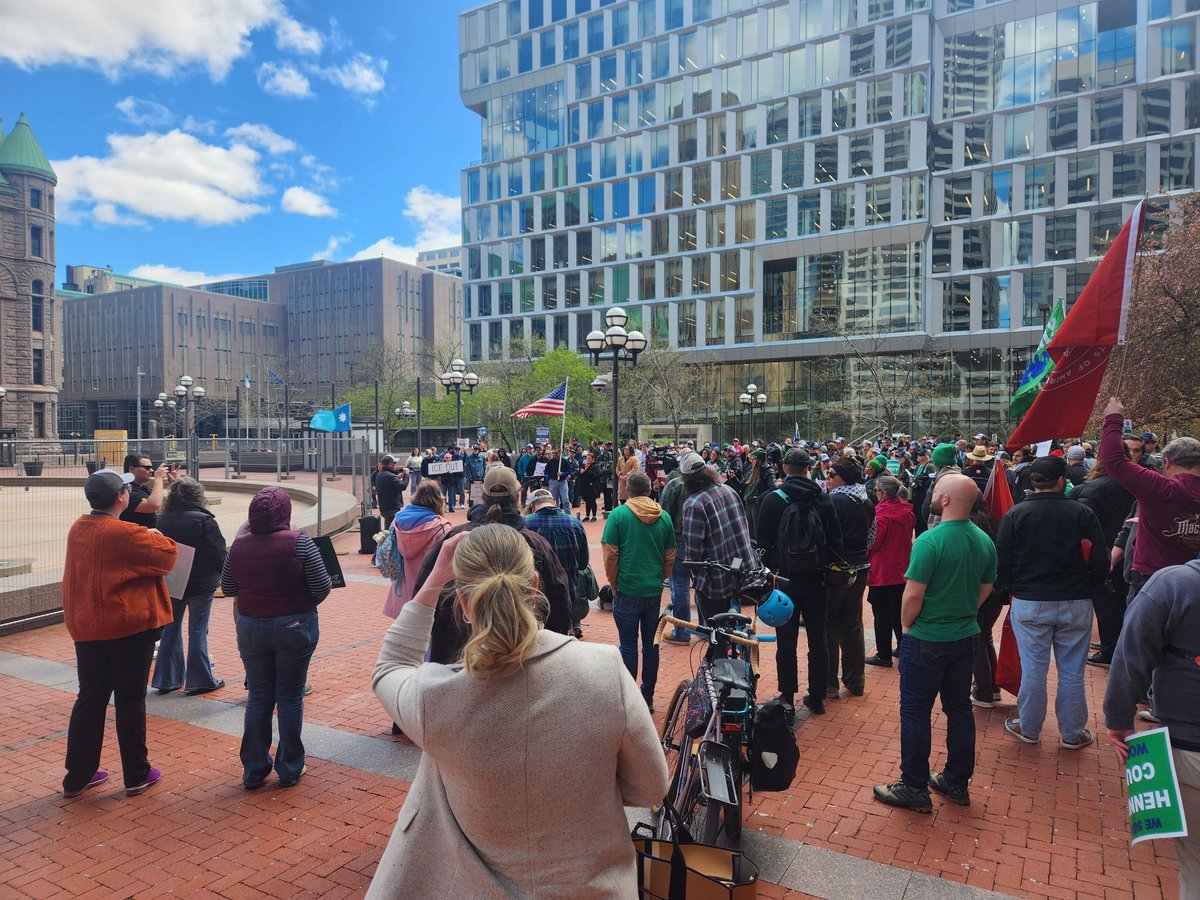 SEIU Minnesota tweet media