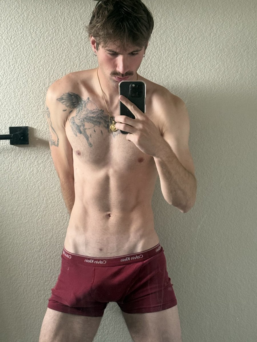 musezakk's tweet photo. I know you want some https://t.co/HmQOSvneij