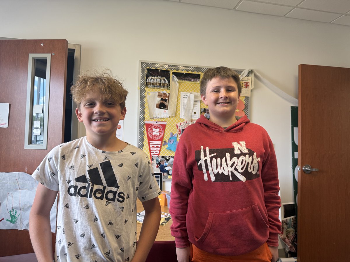 SPwildcatsne's tweet photo. Positive Principal Visits! #WeAreStPaul https://t.co/jzV6PqFeup