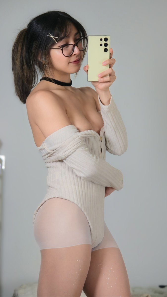 Evelyn_Nano_Nano tweet media