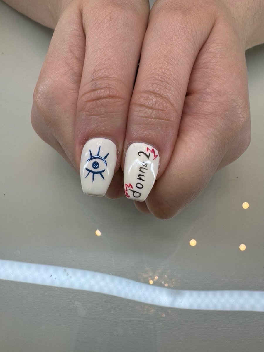 Zelkkia's tweet photo. DONNA 2 so good I had to get it on my nails 🙂‍↕️
#donna2 #softwilly https://t.co/cMWUY5N9iM