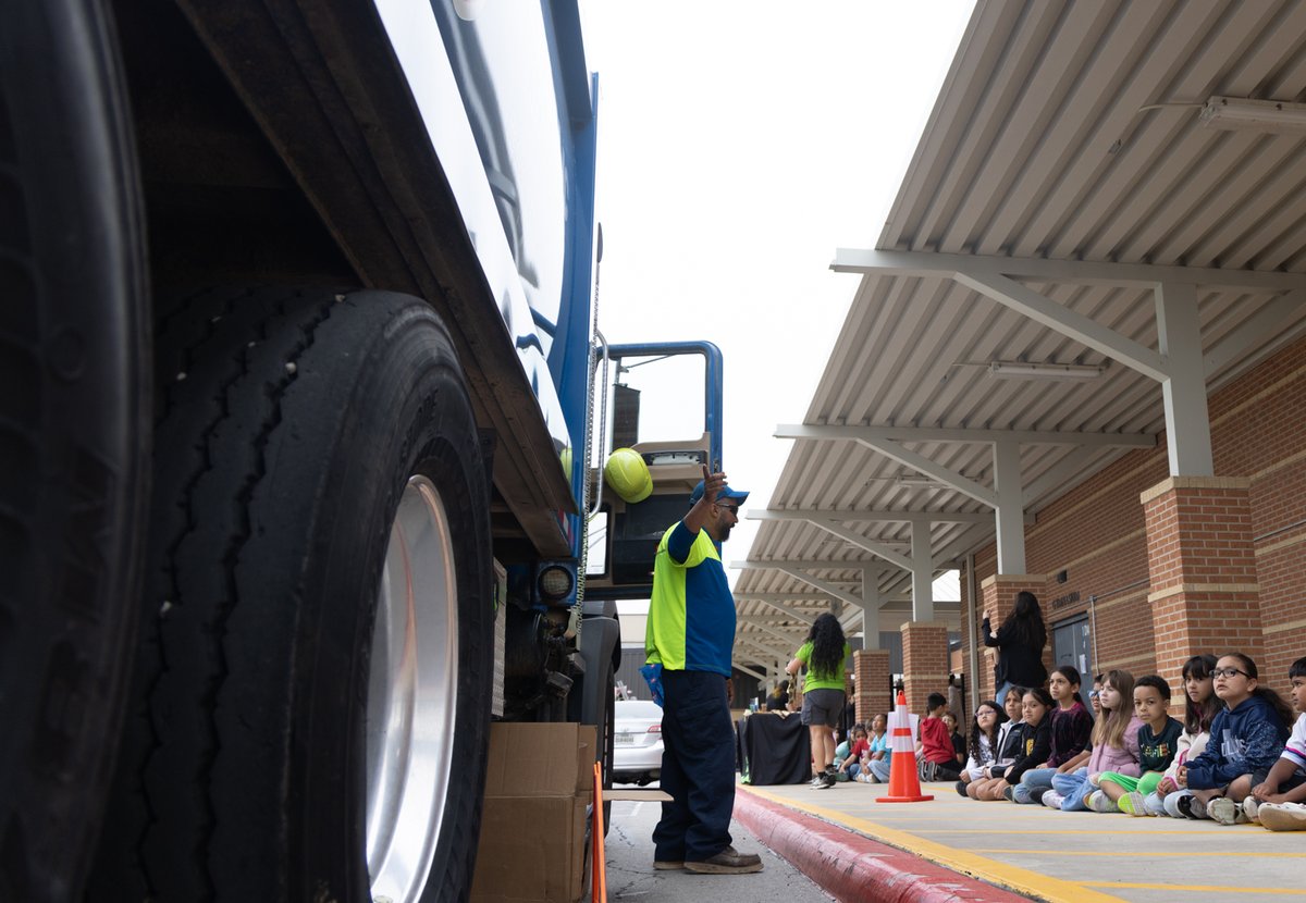 Medina Valley ISD tweet media