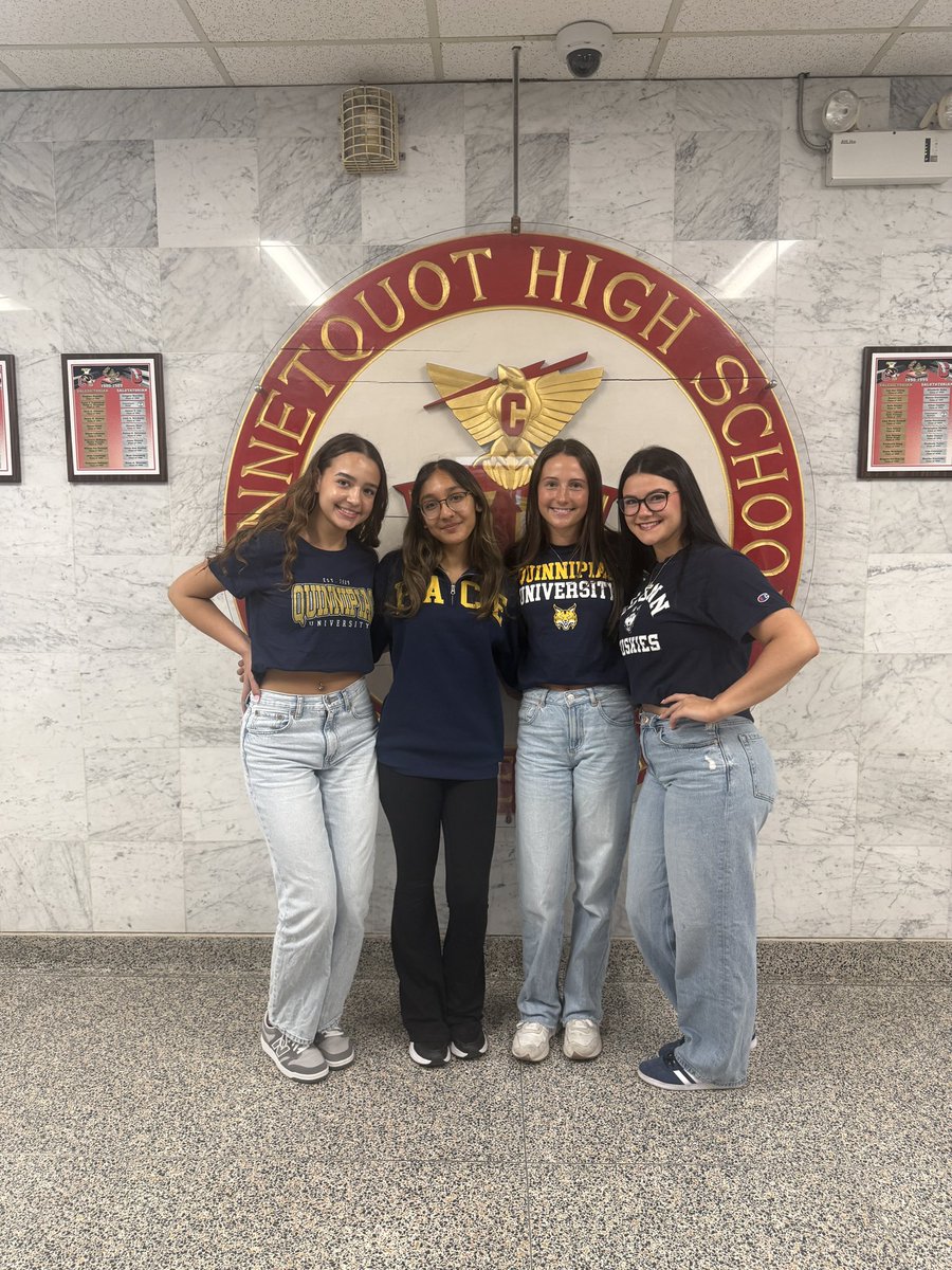 AP_CHS_'s tweet photo. May 1 = Decision Day 🎓
Loved seeing our students proudly representing their future plans today—college gear, career paths, and everything in between. So much excitement, pride, and possibility in one place! ❤️@ConnetquotCSD @CHSPrincipal_ https://t.co/OqnAQGSGoZ